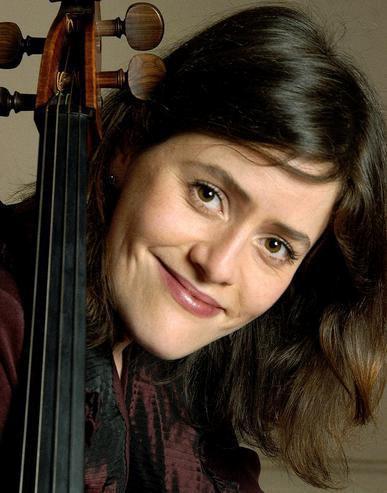 Bravo-Rufe für die Star-Cellistin Emmanuelle Bertrand im Kornhaus