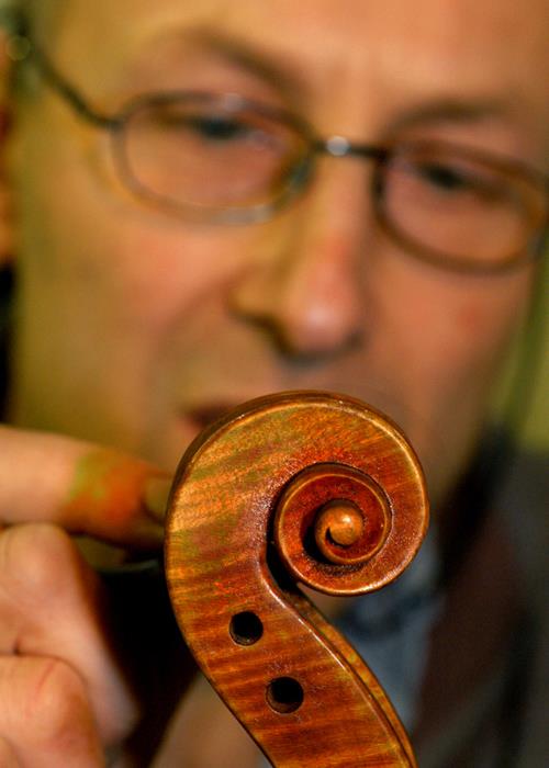 Hansell Violins - Makers of superb concert violins, violas and cellos and fine English fittings