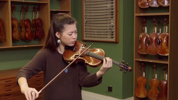 Watch Claire Wells play lot 271 from our March online sale - The Ex-O'Brien, an Italian violin by...