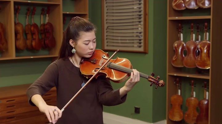 Violinist Claire Wells plays Debussy on lot 270 from our March online sale - A Fine Italian Violin,...