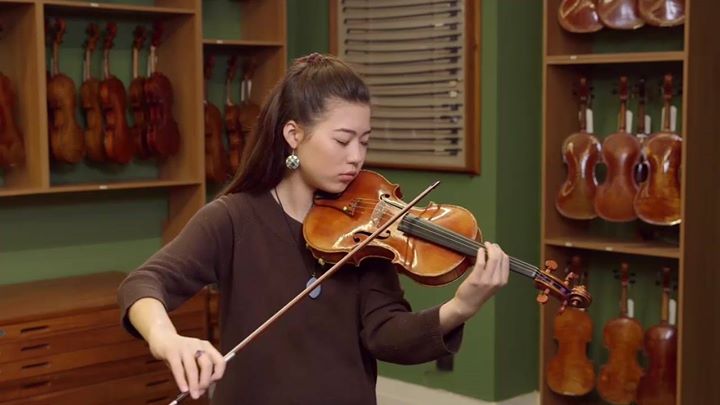Watch violinist Claire Wells play lot 276 from our March online sale - an extremely fine Italian...
