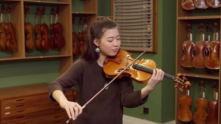 Watch violinist Claire Wells play lot 274 from our March online sale - a very fine Italian violin by...