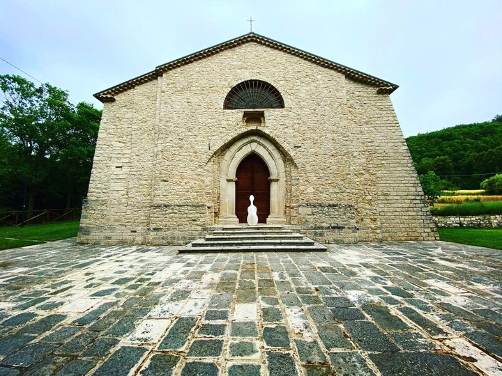 A Abadia de Santa Maria di Faifoli, em Montagano, na Itália. É lá que vou tocar no dia 3 de julho, com o pianista Takashi Sato, ...