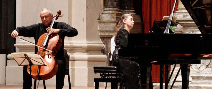 Um #tbt do recital que fiz com Lilya Zilberstein (deslize a foto para ver), na Igreja de Santo Agostinho em Siena, na Itália — p...